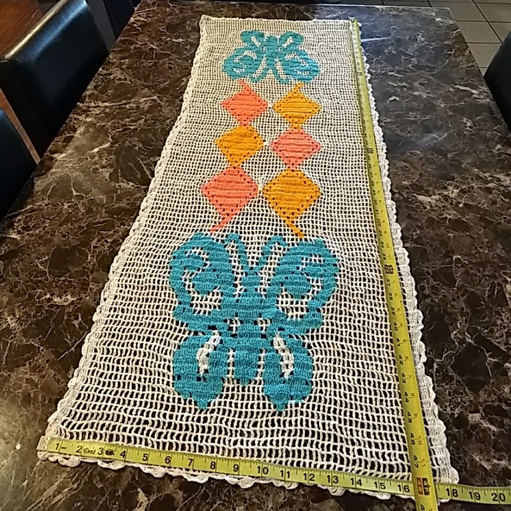 Woven of acrilan for Coffee Table or Dinner table
